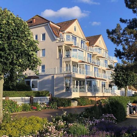 Strandhotel 1 Laboe Exteriör bild